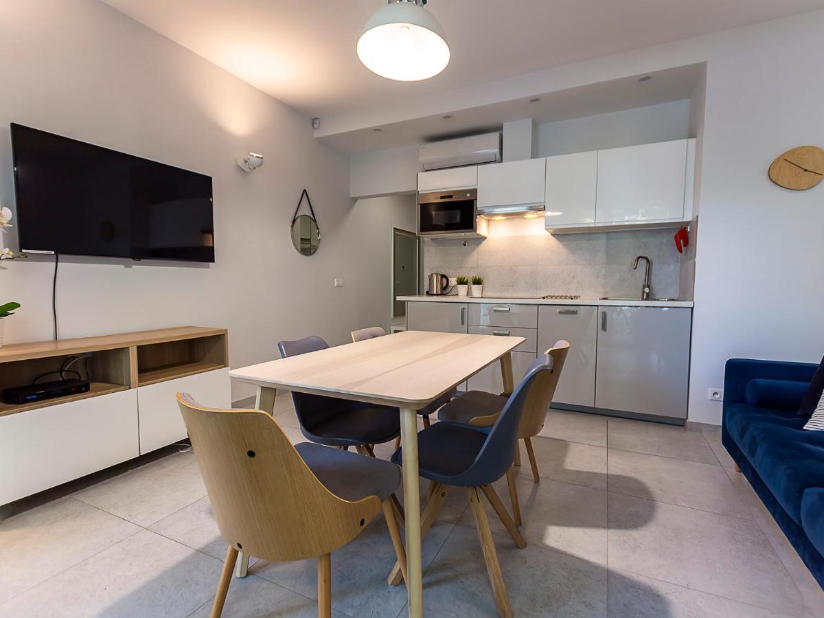 グディニャVacationclub - Orlowska Riwiera Apartament B2アパートメント エクステリア 写真